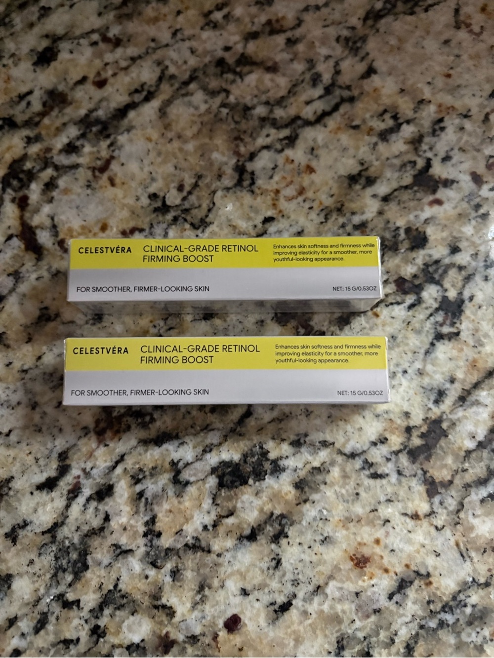 Celestvéra Clinical-Grade Retinol Firming Boost - Yellow/White